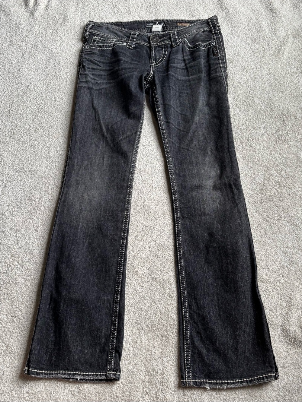 Y2K Silver Jeans Women's Black Wash Flare Jeans